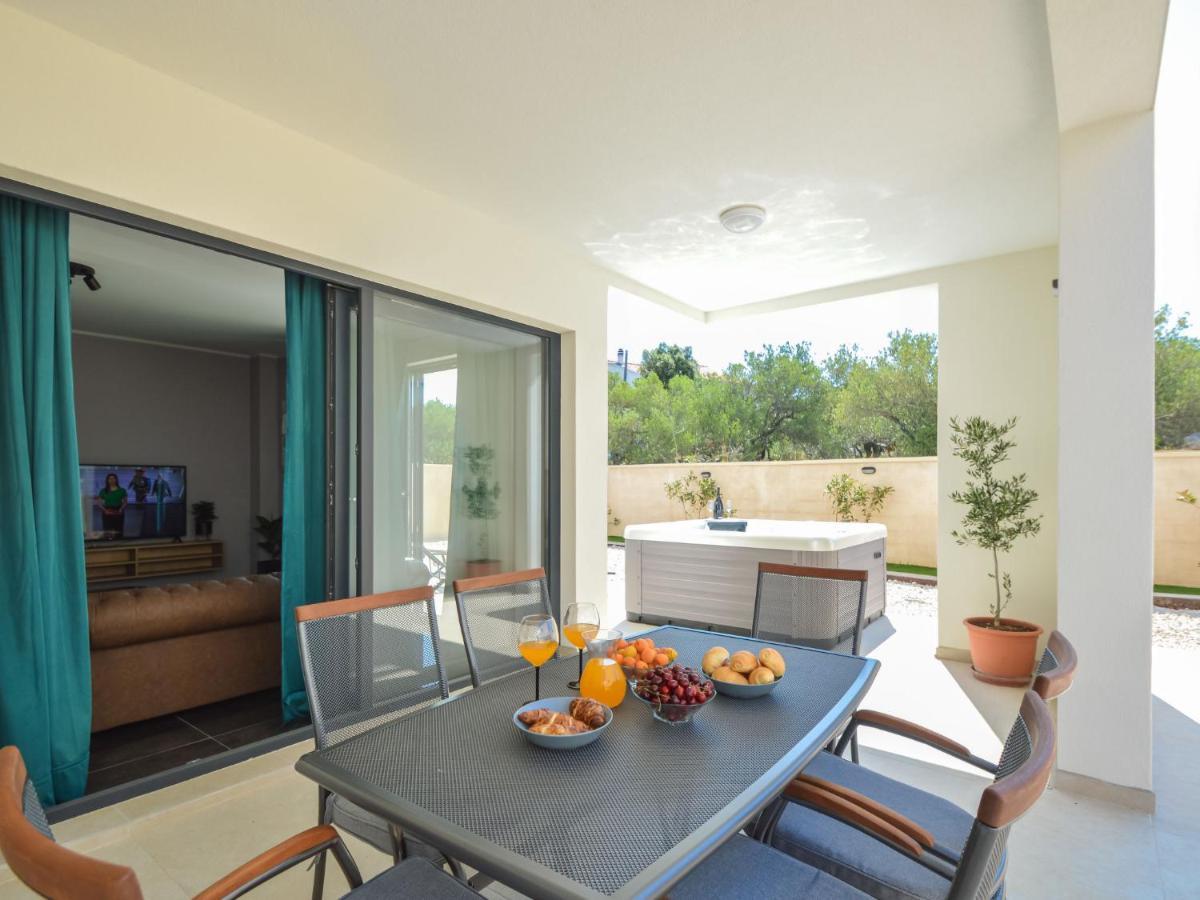 Villa Prova 1 By Interhome เยเซรา ภายนอก รูปภาพ