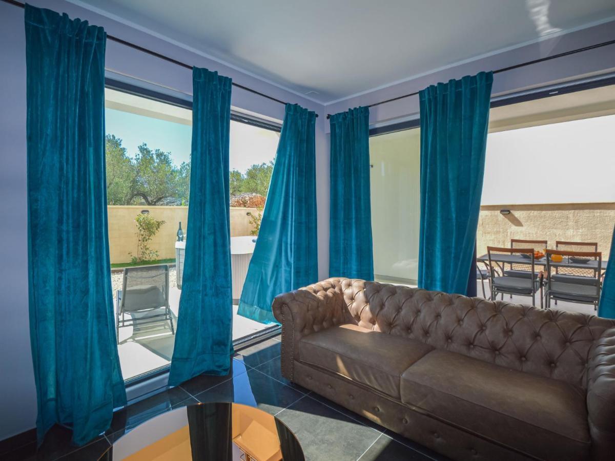 Villa Prova 1 By Interhome เยเซรา ภายนอก รูปภาพ