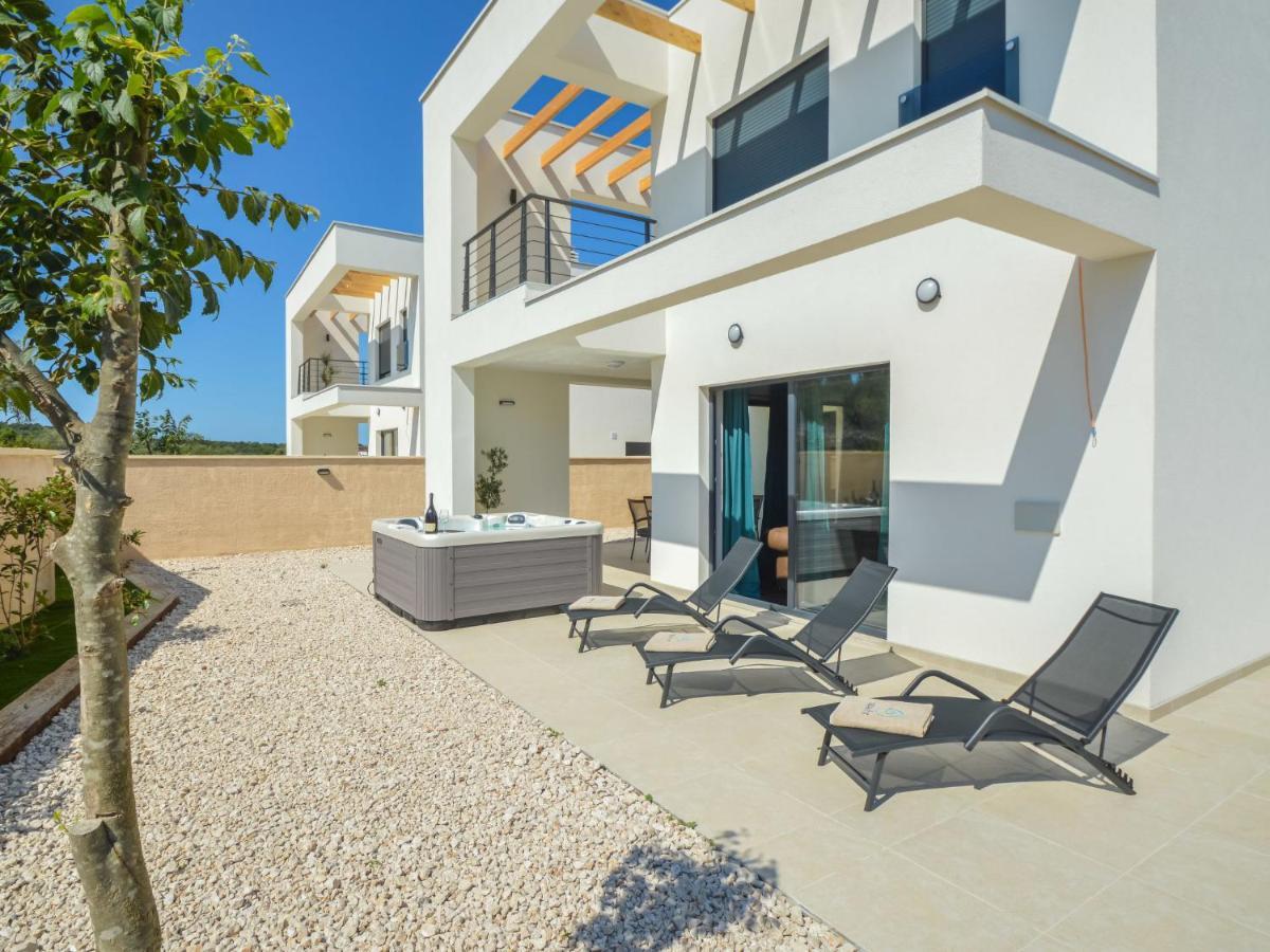 Villa Prova 1 By Interhome เยเซรา ภายนอก รูปภาพ