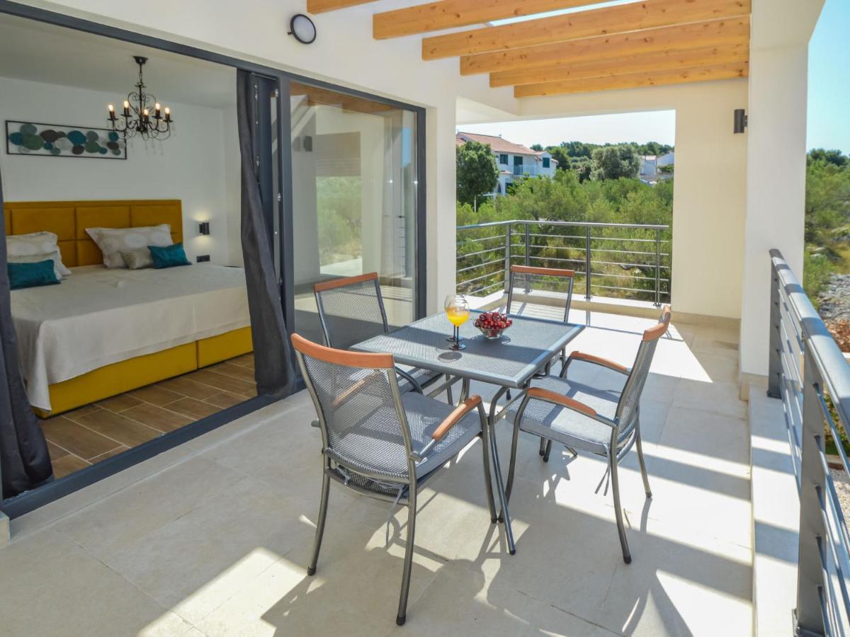 Villa Prova 1 By Interhome เยเซรา ภายนอก รูปภาพ